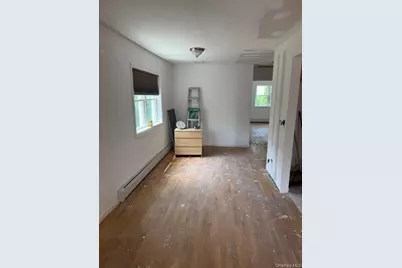 6140 173rd Street, Fresh Meadows, NY 11365 - Photo 3