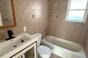 61-40 173rd St, Fresh Meadows, NY 11365 - Photo 5