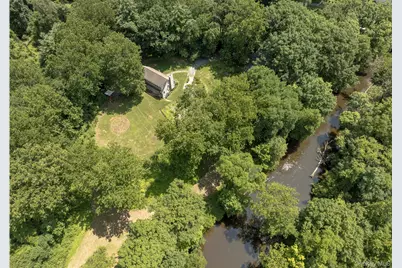 13-14 Creekside Place, Pleasant Valley, NY 12569 - Photo 9