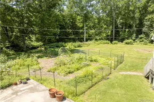 13-14 Creekside Pl, Pleasant Valley, NY 12569 - Photo 47