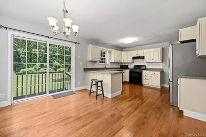 13-14 Creekside Place, Pleasant Valley, NY 12569 - Photo 35