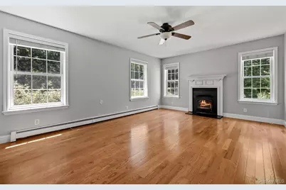 13-14 Creekside Place, Pleasant Valley, NY 12569 - Photo 37