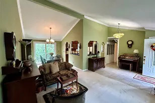 54 Madeline Rd, Ridge, NY 11961 - Photo 11