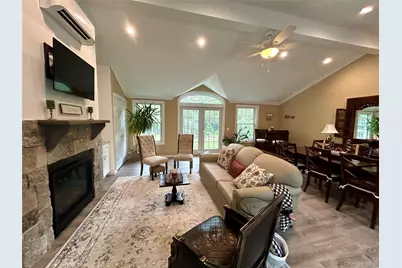 54 Madeline Road, Ridge, NY 11961 - Photo 9