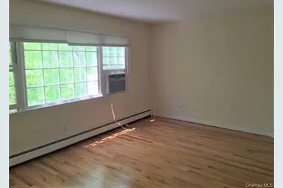 [Address not provided], Huntington, NY 11743 - Photo 5