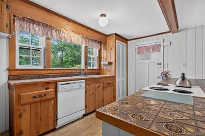 41 Elting Avenue, New Paltz, NY 12561 - Photo 15