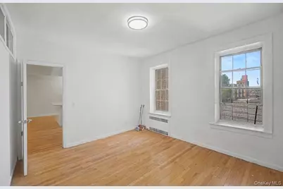 88-11 Elmhurst #D2, Elmhurst, NY 11373 - Photo 5