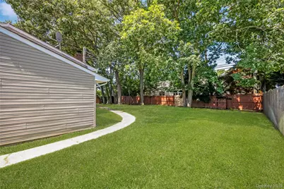 27 Morton Street, Port Jefferson Station, NY 11776 - Photo 23
