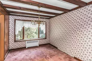 2082 Central Dr N, East Meadow, NY 11554 - Photo 5