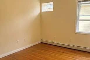 923 Euclid Ave, Brooklyn, NY 11208 - Photo 9