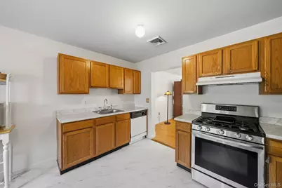 213 Eagleton Drive, Monroe, NY 10950 - Photo 5