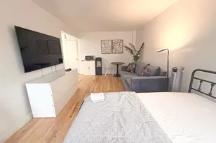 84-50 169th St, Jamaica, NY 11432 - Photo 9