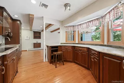 20 Williamsburg Drive, Northport, NY 11768 - Photo 13