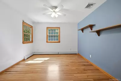 20 Williamsburg Drive, Northport, NY 11768 - Photo 29