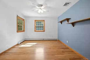 20 Williamsburg Dr, Northport, NY 11768 - Photo 29