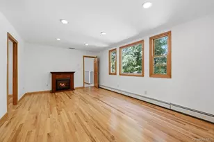 20 Williamsburg Dr, Northport, NY 11768 - Photo 19