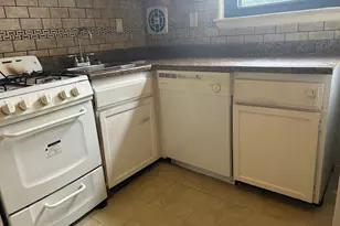 175 Sneden Pl, Spring Valley, NY 10977 - Photo 5