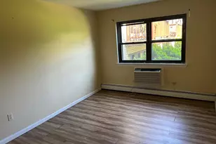 175 Sneden Pl, Spring Valley, NY 10977 - Photo 19