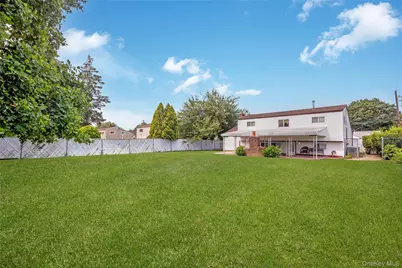 19 Glenda Drive, Deer Park, NY 11729 - Photo 21