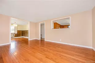 525 Beech St, North Babylon, NY 11703 - Photo 5