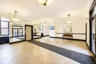 100-10 67th Rd, Forest Hills, NY 11375 - Photo 15