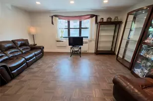 88-25 155th Ave, Howard Beach, NY 11414 - Photo 5