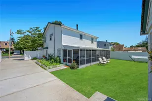 2362 6th St, East Meadow, NY 11554 - Photo 29
