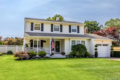 334 Greenbelt Parkway, Holtsville, NY 11742 - Photo 3