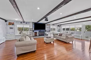 286 E Lexington Ave, Oceanside, NY 11572 - Photo 9