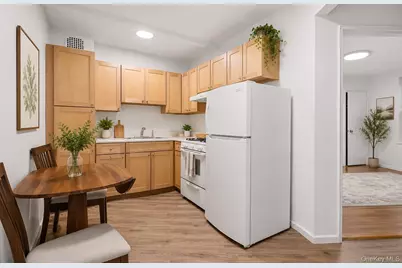 74-45 Yellowstone Boulevard #3D, Rego Park, NY 11374 - Photo 3