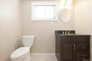 658 Richmond Rd, East Meadow, NY 11554 - Photo 19