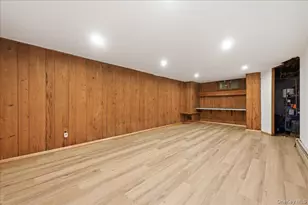 658 Richmond Rd, East Meadow, NY 11554 - Photo 27