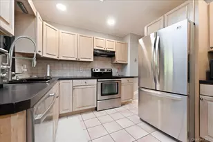 658 Richmond Rd, East Meadow, NY 11554 - Photo 11