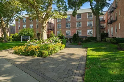 16 Main Street #2G, East Rockaway, NY 11518 - Photo 1