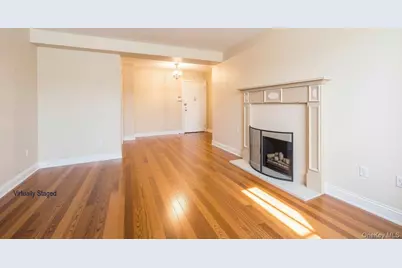 27010 Grand Central Parkway #4J, Floral Park, NY 11005 - Photo 11