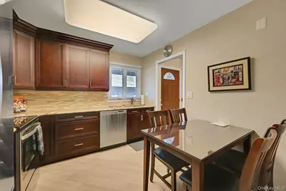 9 Heritage Drive #A, New City, NY 10956 - Photo 5