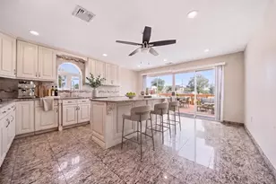 3 Marjorie Ln, East Rockaway, NY 11518 - Photo 9