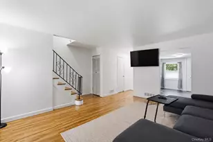 136-10 222nd St, Springfield Gardens, NY 11413 - Photo 5