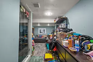 868 E 216th St, Bronx, NY 10467 - Photo 23