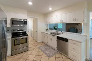 1540 Laurelwood Dr, Laurel, NY 11948 - Photo 5