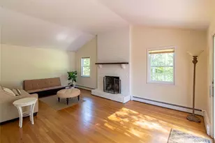 1540 Laurelwood Dr, Laurel, NY 11948 - Photo 3