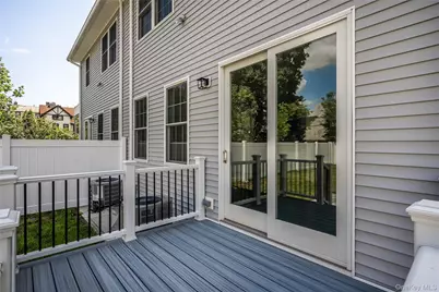 201 A Elm Street, New Rochelle, NY 10805 - Photo 33