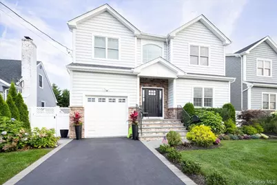 2716 Landing Avenue, Bellmore, NY 11710 - Photo 3