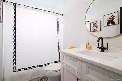 2716 Landing Avenue, Bellmore, NY 11710 - Photo 21
