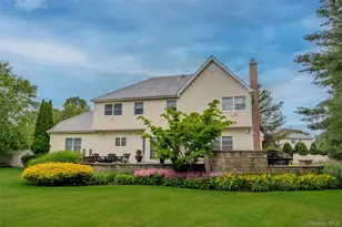 56 Sage Hollow Ct, Dix Hills, NY 11746 - Photo 43