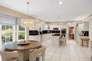 56 Sage Hollow Ct, Dix Hills, NY 11746 - Photo 3