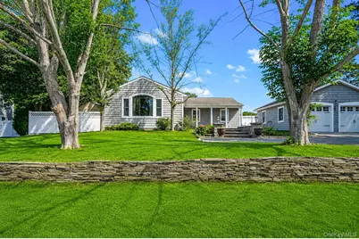 23 Cottage Drive, Farmingville, NY 11738 - Photo 5