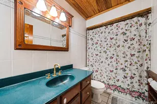 23 Cottage Dr, Farmingville, NY 11738 - Photo 33