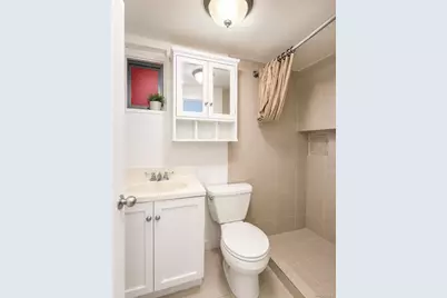 9425 54th Avenue, Elmhurst, NY 11373 - Photo 21