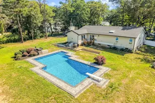 24 Bauer Ave, Manorville, NY 11949 - Photo 37